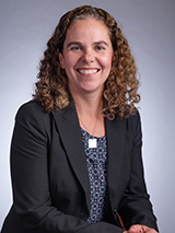 tracy hollida headshot